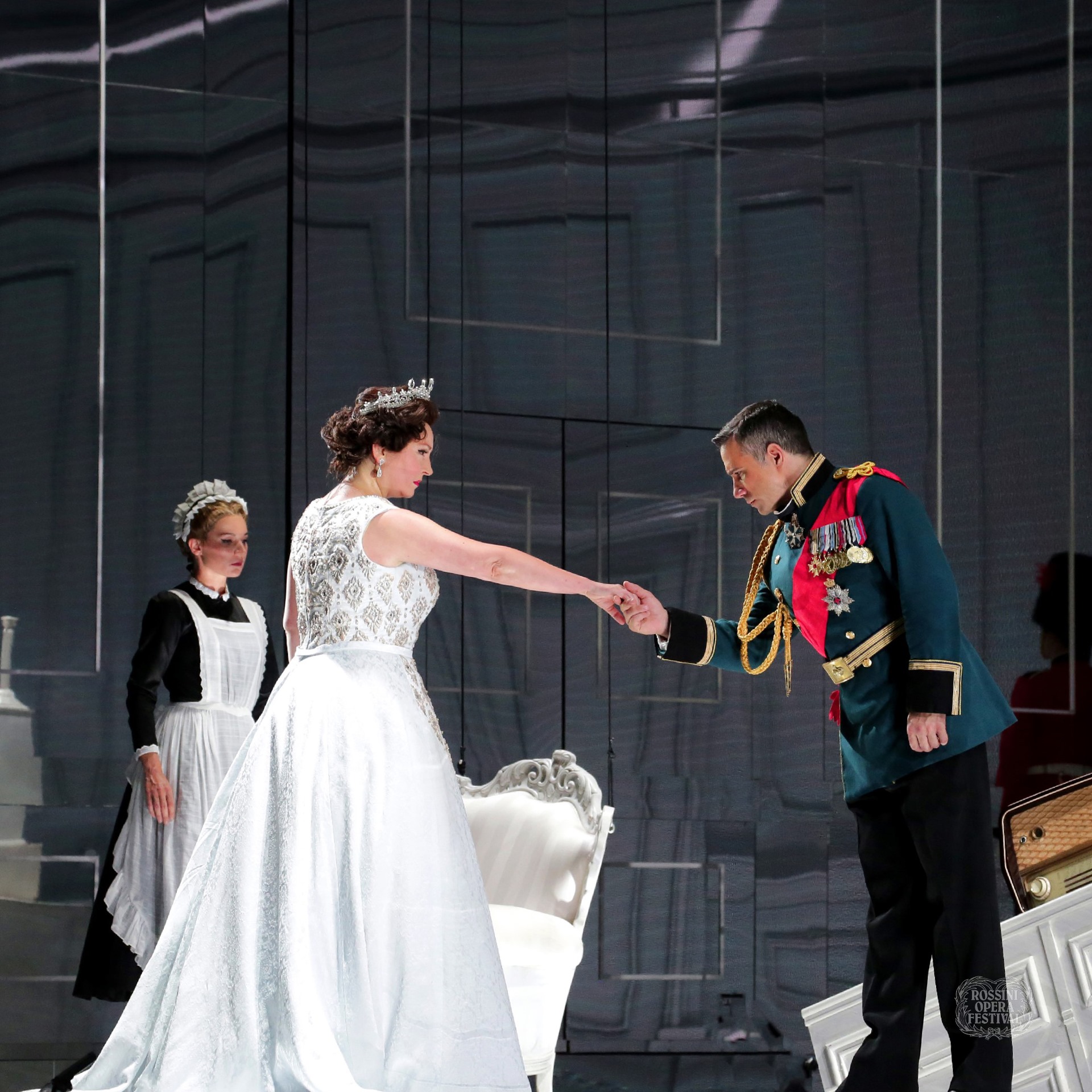 Elisabetta – Karine Deshayes in the title role of Rossini’s Elisabetta [ROF 2021]