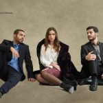 ΦΩΤΟ Η ΜΑΝΤΟΝΑ ΜΕ ΤΟ ΓΟΥΝΙΝΟ ΠΑΛΤΟ 0005 (002)