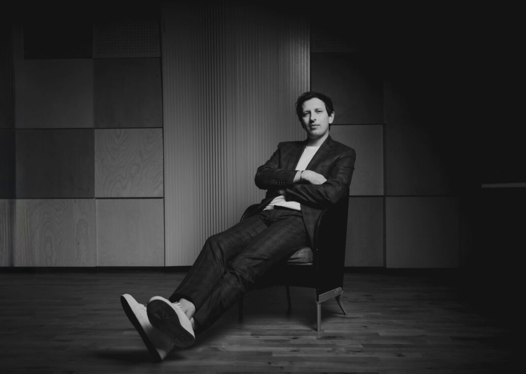 Lucas Krupinski_ Matthew Johnson Photographer