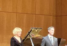 Μικρό πλαίσιο, μεγάλη μουσική